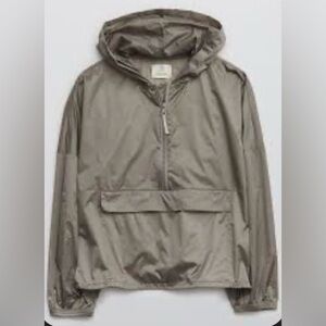 Aerie Offline Shine Windbreaker Size M